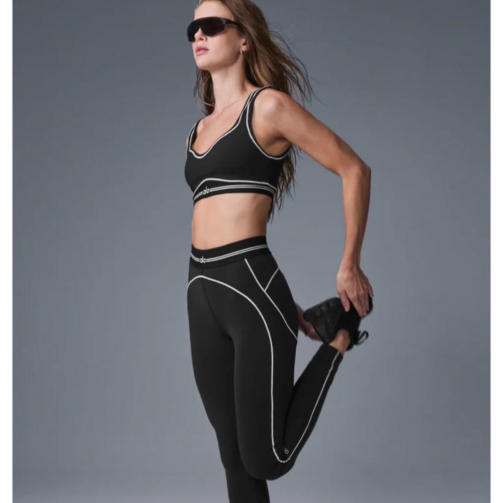 Airbrush High-Waist Heart Throb Legging & Bra Set